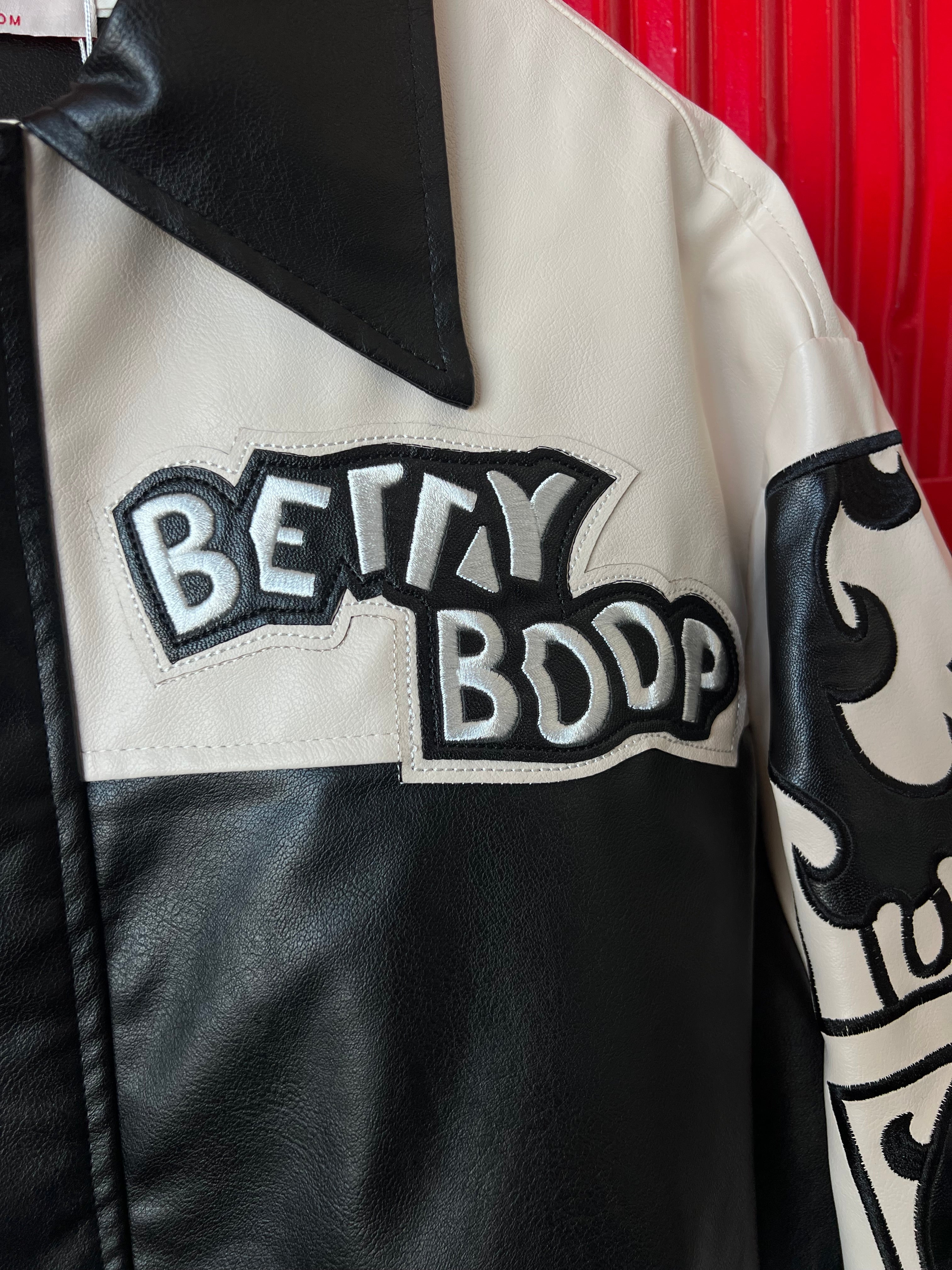 Betty Boop – Retro Fitted LA